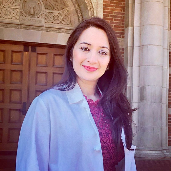 Meet Dr. Pande - Naperville Dentist Cosmetic and Family Dentistry